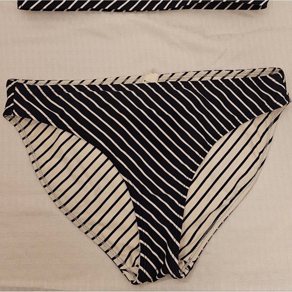 Athleta Reversible High Neck Bikini Top Womens Small Navy Blue White Stripe Swim